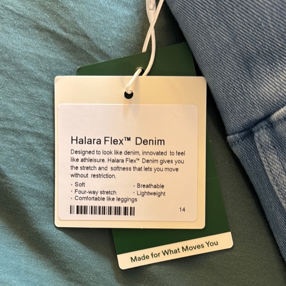 Halara Flex Denim High-Rise Soft light blue jeans Medium 8/10 - Picture 2 of 8